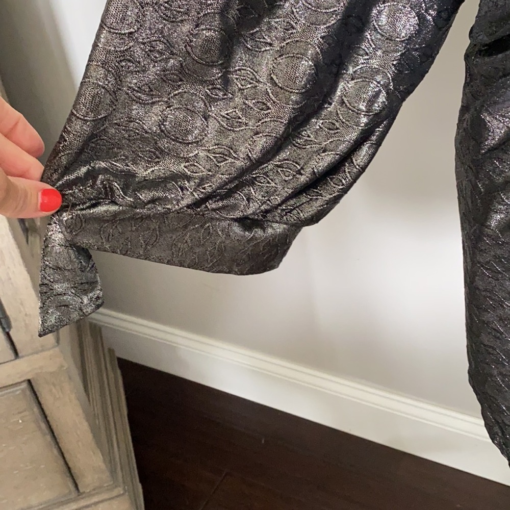 Silver tunic - Picture 8 of 12